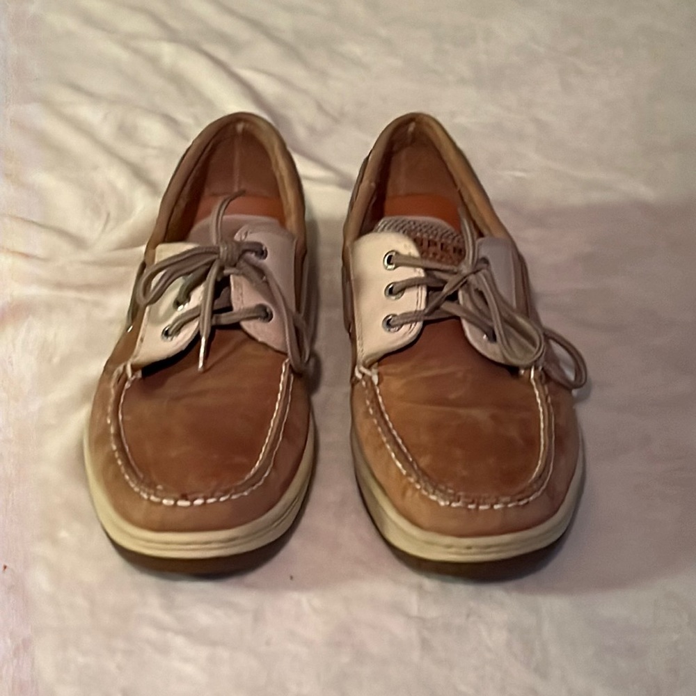 Men’s Sperry shoes. 11.5 tan leather